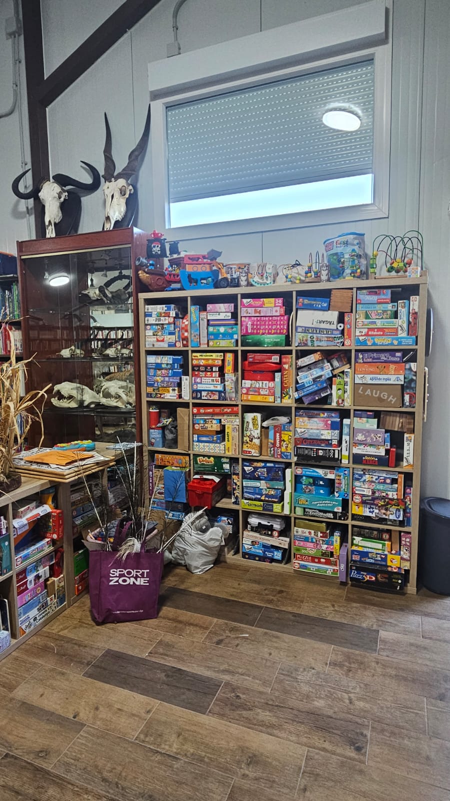 Juegos de mesa y libros infantiles