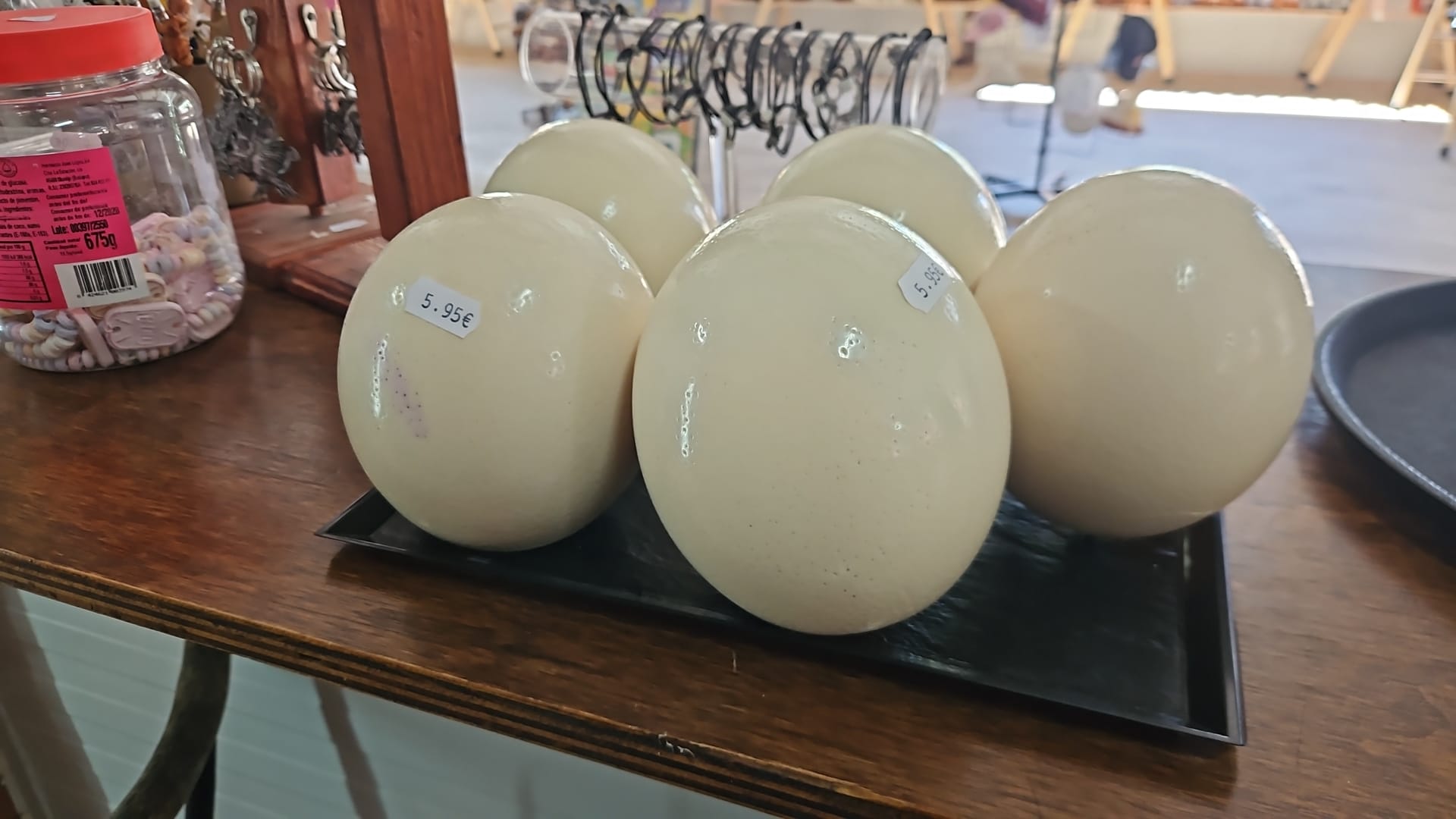 Huevos de avestruz decorativos